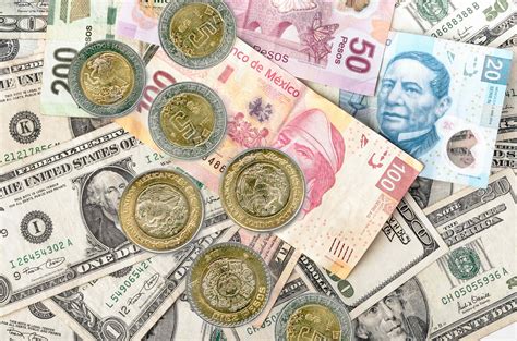 200 dollars to pesos.
